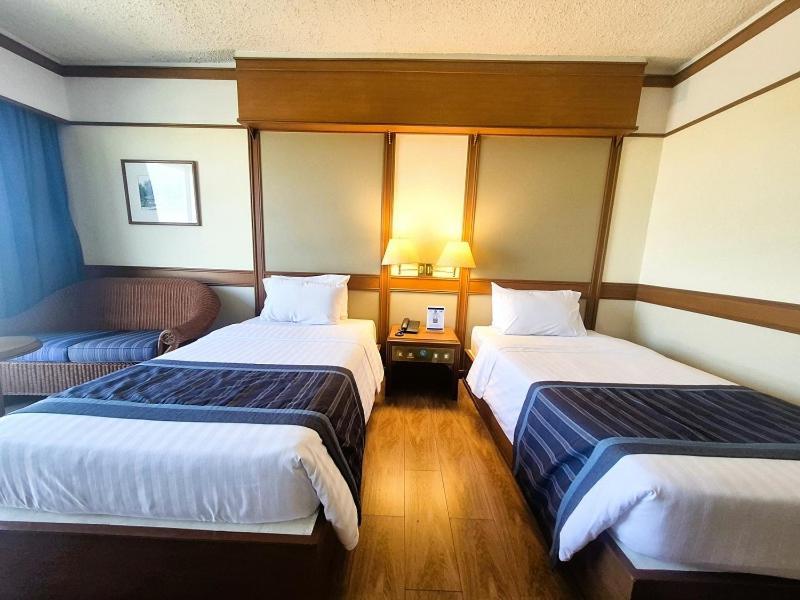 Cholchan Pattaya Beach Resort - Sha Extra Plus Extérieur photo